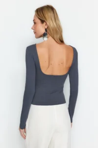 TRENDYOLMİLLA Anthracite Cotton Low-cut back Fitted Flexible Blouse - Image 11