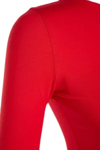 TRENDYOLMİLLA Red Cotton Flexible Low-cut back Fitted Flexible Blouse - Image 8