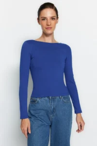 TRENDYOLMİLLA Saks BLUE Cotton Flexible Boat Neck Fitted Flexible Knitting Blouse - Image 4