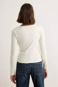 TRENDYOLMİLLA Stone Cotton Flexible Boat Neck Fitted Flexible Knitting Blouse - Image 5