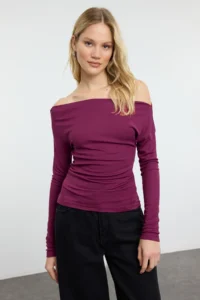 TRENDYOLMİLLA Burgundy Plain Soft Fabric Fitted Boat Neck Knitting Blouse - Image 4