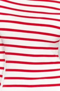 TRENDYOLMİLLA Red Striped Soft Fabric Fitted Boat Neck Knitting Blouse - Image 5