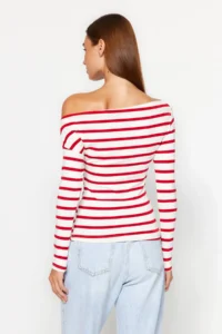 TRENDYOLMİLLA Red Striped Soft Fabric Fitted Boat Neck Knitting Blouse - Image 6
