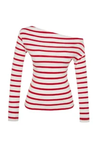 TRENDYOLMİLLA Red Striped Soft Fabric Fitted Boat Neck Knitting Blouse - Image 7