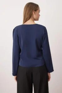 TRENDYOLMİLLA NAVY BLUE Double breasted Satin Weaving Blouse - Image 4