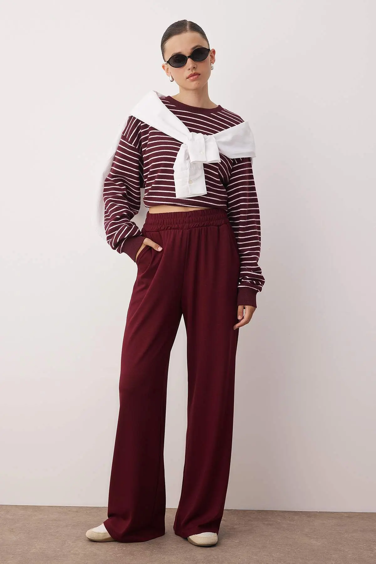 TWOAW24EA00012-BURGUNDY_1