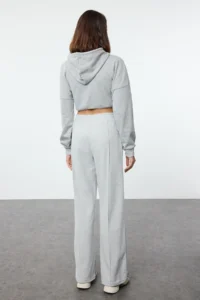 TRENDYOLMİLLA Gray Melange Thessaloniki Material Ribbed Detailed with pocket Wide Plain Knitting Sweatpants Pants - Image 5