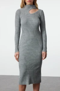 TRENDYOLMİLLA Anthracite Midi Knitwear Polo Shirt Collar Dress - Image 4