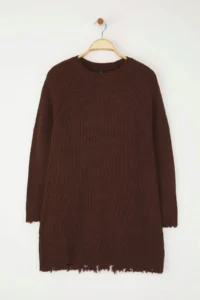 TRENDYOLMİLLA Brown Short/Mini Wide Pattern Flowing Detailed Knit Dress - Image 5