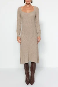 TRENDYOLMİLLA Mink Midi Heart Collar Knit Dress - Image 4