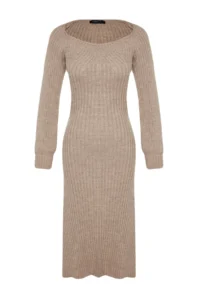 TRENDYOLMİLLA Mink Midi Heart Collar Knit Dress - Image 6