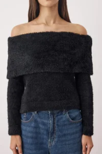TRENDYOLMİLLA Black Carmen Collar Hairy/Beard Thread Knitwear Sweater - Image 3