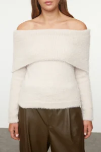 TRENDYOLMİLLA Stone Carmen Collar Hairy/Beard Thread Knitwear Sweater - Image 3