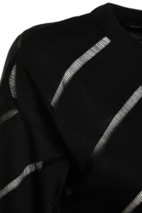 TRENDYOLMİLLA Black Cellular/Delikli Knitwear Sweater - Image 7