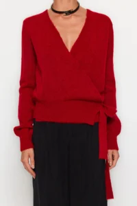 TRENDYOLMİLLA Red Soft textured Double breasted Knitwear Sweater - Image 3