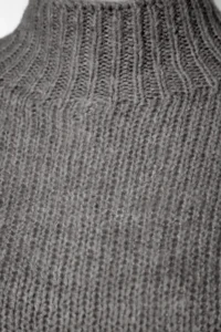 TRENDYOLMİLLA Anthracite Soft textured Thick Crew Neck Knitwear Sweater - Image 8