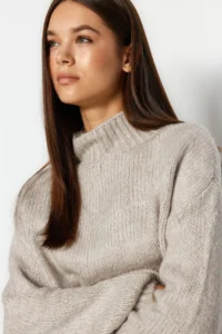 TRENDYOLMİLLA Stone Soft textured Thick Crew Neck Knitwear Sweater - Image 2