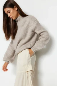TRENDYOLMİLLA Stone Soft textured Thick Crew Neck Knitwear Sweater - Image 3