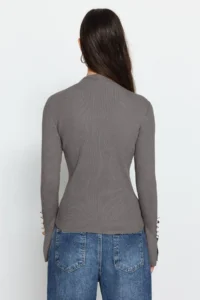TRENDYOLMİLLA Anthracite Sleeve Button Detailed Knitwear Sweater - Image 6