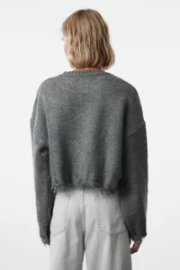 TRENDYOLMİLLA Anthracite Crop Super Wide Pattern Soft textured Flowing Detailed Knitwear Sweater - Image 12