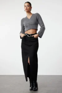TRENDYOLMİLLA Anthracite Crop Soft textured Double breasted Knitwear Sweater - Image 2