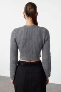 TRENDYOLMİLLA Anthracite Crop Soft textured Double breasted Knitwear Sweater - Image 5