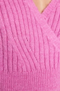 TRENDYOLMİLLA PINK Crop Soft textured Double breasted Knitwear Sweater - Image 4
