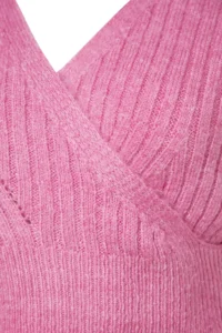 TRENDYOLMİLLA PINK Crop Soft textured Double breasted Knitwear Sweater - Image 7