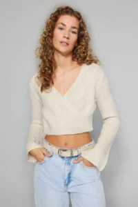TRENDYOLMİLLA Stone Crop Soft textured Double breasted Knitwear Sweater - Image 2