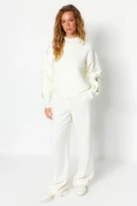 TRENDYOLMİLLA Ecru Soft textured Button Detailed Knitwear Sweater - Image 4