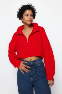 TRENDYOLMİLLA Red Super Crop Zippered Knitwear Sweater - Image 2
