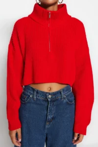 TRENDYOLMİLLA Red Super Crop Zippered Knitwear Sweater - Image 4