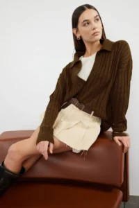 TRENDYOLMİLLA Brown Soft textured Polo Shirt Collar Knitwear Sweater - Image 2