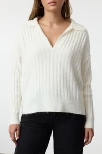 TRENDYOLMİLLA Ecru Soft textured Polo Shirt Collar Knitwear Sweater - Image 4
