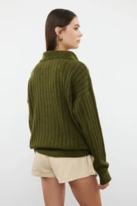 TRENDYOLMİLLA Khaki Soft textured Polo Shirt Collar Knitwear Sweater - Image 5