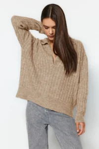 TRENDYOLMİLLA Mink Soft textured Polo Shirt Collar Knitwear Sweater - Image 3