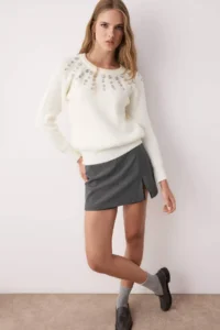 TRENDYOLMİLLA Ecru Soft textured Jeweled Knitwear Sweater - Image 2