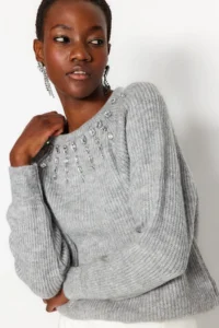 TRENDYOLMİLLA Gray Soft textured Stone Detailed Knitwear Sweater - Image 2