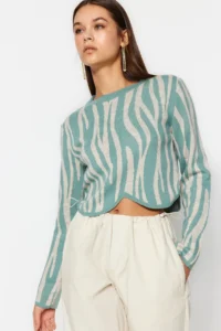 TRENDYOLMİLLA MINT Crop Zebra Patterned Color Bloklu Knitwear Sweater - Image 3