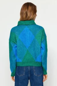 TRENDYOLMİLLA Green Wide Pattern Polo Shirt Collar Baklava Patterned Knitwear Sweater - Image 5
