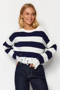 TRENDYOLMİLLA Ecru Crop Wide Pattern Striped Flow Detailed Knitwear Sweater - Image 2