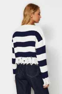 TRENDYOLMİLLA Ecru Crop Wide Pattern Striped Flow Detailed Knitwear Sweater - Image 5