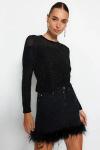 TRENDYOLMİLLA Black Simli Transparan Detailed Knitwear Sweater - Image 3