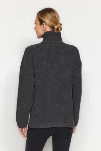 TRENDYOLMİLLA More Sustainable Anthracite Knitwear Sweater - Image 6