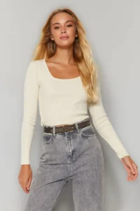 TRENDYOLMİLLA Stone Crop Square Neck Knitwear Sweater - Image 2