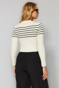TRENDYOLMİLLA Stone Crop Striped Knitwear Sweater - Image 6