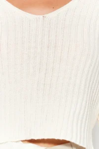 TRENDYOLMİLLA Ecru Crop Basic V-neck Knitwear Sweater - Image 9