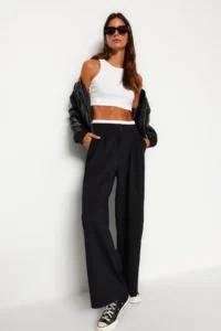 TRENDYOLMİLLA Black Wide Leg Boxer Belt Detailed Knitting Pants - Image 3