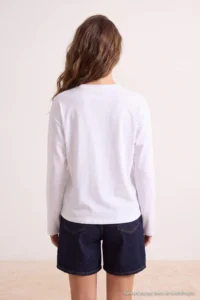 TRENDYOLMİLLA WHITE 100% Thick Cotton Basic Crew Neck Oversized/Wide Pattern Knitting T-Shirt - Image 8