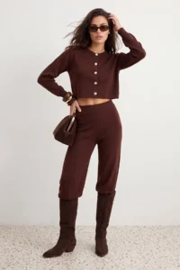 TRENDYOLMİLLA Brown Crop Knitwear Bottom - Top Set - Image 2